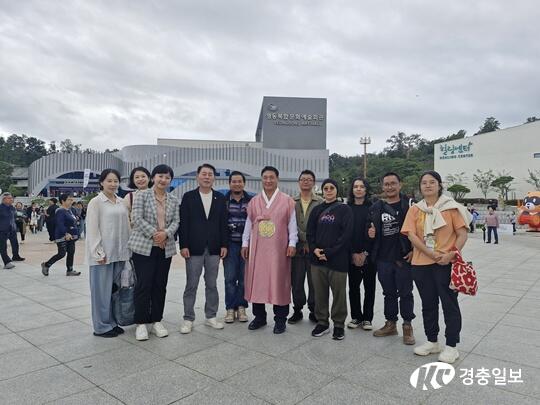 영동 세계국악엑스포, 태국 화가들의 뜨거운 관심을 받다
